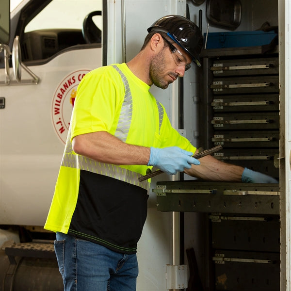 Professional and Practical Custom Workwear Solutions for Electricians